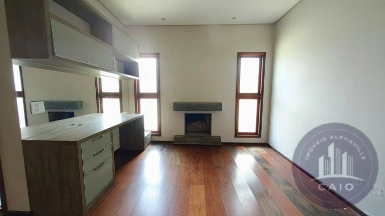 Imagem Casa para Retrofit com 220m² por R$ 1.845.000,00 - Alphaville/ SP
