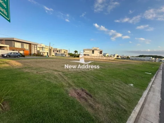 Imagem Terreno com 858m² à venda em Condomínio Fechado em Interlagos - Vila Velha/ES