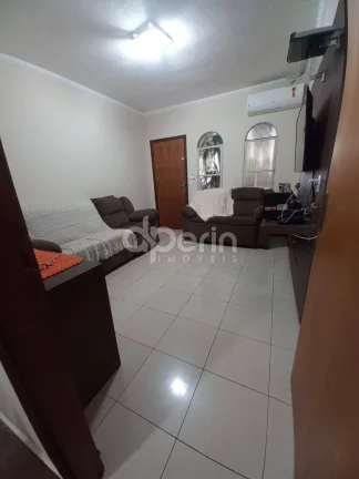 Imagem CASA À VENDA - SANTA FELÍCIA