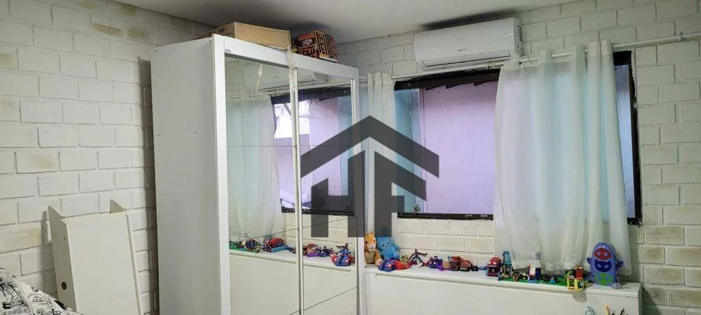 Imagem Casa com 5 Quartos à Venda, 330 m² em Encruzilhada - Recife