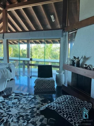 Imagem Casa em condomínio, 05 quartos c/suítes, em Governador Celso Ramos SC