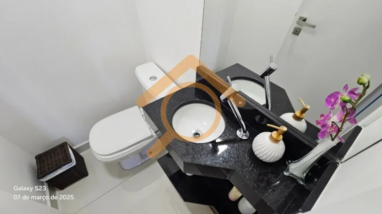 Imagem Apartamento à venda no Canto do Forte, Praia Grande-SP: 2 quartos, 1 suíte, 2 salas, 3 banheiros, 1 vaga, 85m². Venha conferir!