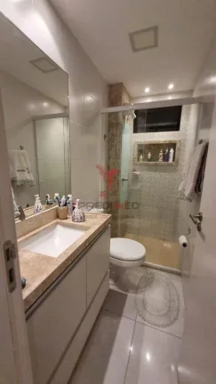 Imagem Apartamento com dois quartos andar alto no Brisamar