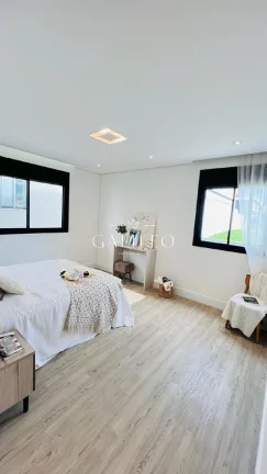Imagem Vende Sobrado de Alto Padrão Estilo Europeu no Condomínio Brisas | Jardim Novo Mundo | Jundiaí | São Paulo