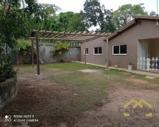 Imagem Linda chácara a venda com lago e pomar em Jundiaí/SP