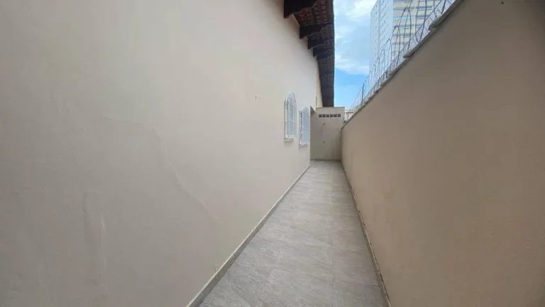 Imagem CASA COM 78.32 m² - AVIACAO - PRAIA GRANDE SP