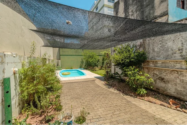 Imagem Casa à venda em Porto Alegre, Menino Deus, com 3 quartos, 177m2