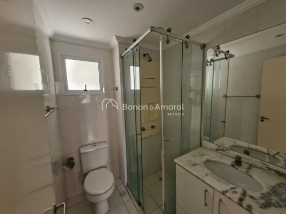 Imagem Excelente apartamento de 71m² em uma localização privilegiada de Campinas. Conta com 3 dormitóri...