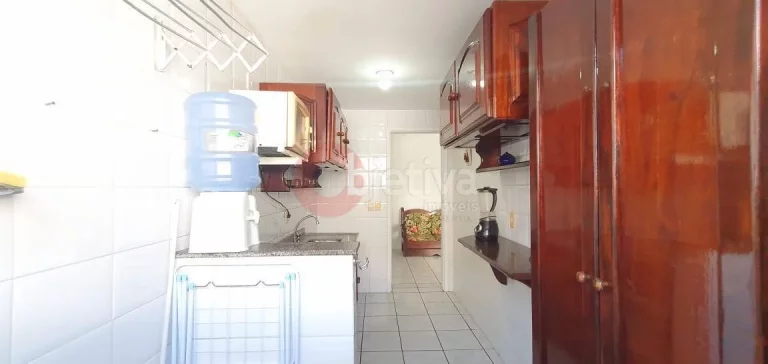 Imagem Apartamento linear, 2 quartos, 76 m², a 50 m da Praia do Forte - Cabo Frio