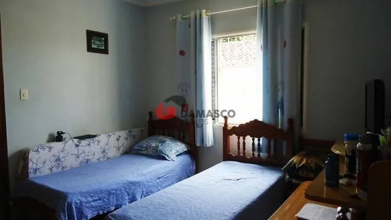 Imagem Casa à venda 5 Quartos, 6 Vagas, 237M², Vila Aquilino, Santo André - SP