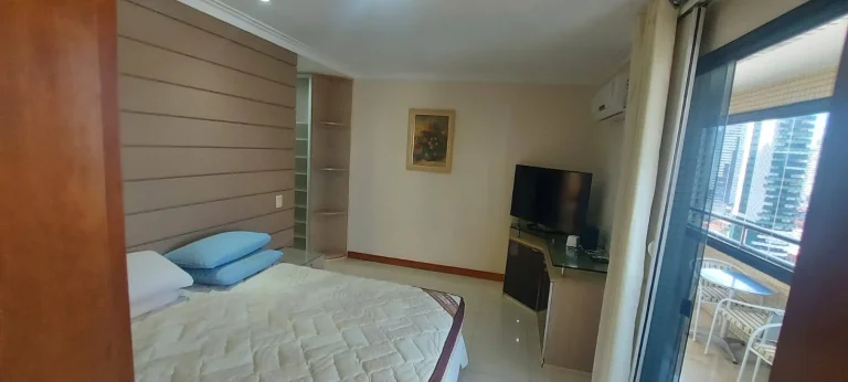 Imagem Luxuoso e requintado apartamento no Ed. Village Premium