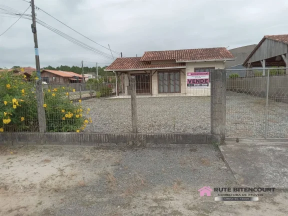Imagem Casa Mista Mobiliada - Bairro Salinas- Balneário Barra do Sul -SC