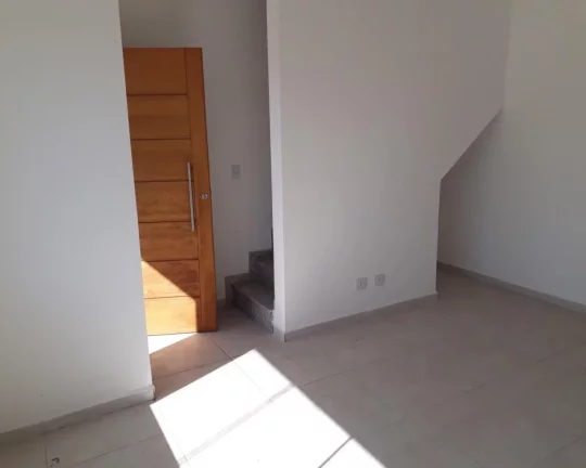 Imagem * CASA NO MONTE KEMEL C/ 3 SUÍTES, 2 VAGAS; QUINTAL C/ CHURRASQUEIRA