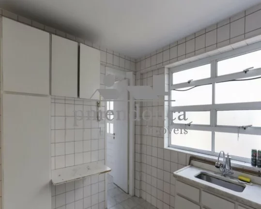 Imagem Apartamento com living para 02 ambientes com piso laminado, 02 dormitórios, banheiro, dependência ...