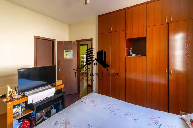 Imagem Casa à Venda 3 Quartos Bairro Alvorada - Contagem MG