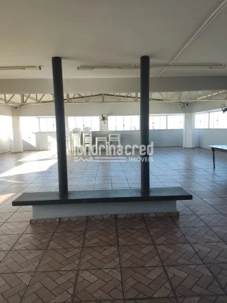 Imagem Oportunidade no Lafayette: apto com 2 quartos, vista livre, cozinha com armários, piscina, churrasqueira e fácil acesso às Av. Maringá e Tiradentes.