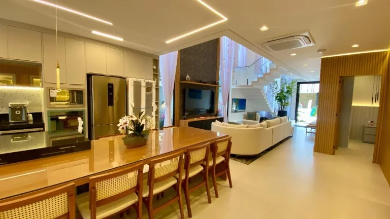 Imagem Casa de luxo à venda na Riviera de Bertioga-SP: 7 quartos, 7 suítes, 8 banheiros, 4 vagas de garagem!