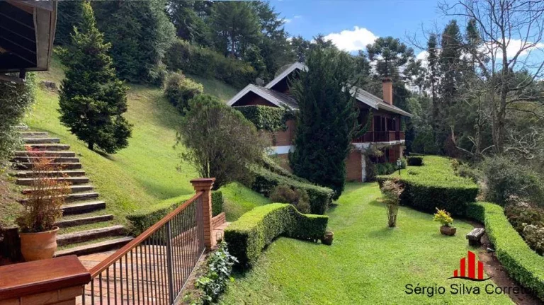 Imagem Casa com 5 dormitórios à Venda em Condomínio Fechado por R$ 6.500,00 m².