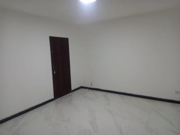 Imagem Casa com 4 quartos, 300m2, para locação em Lauro de Freitas, Centro