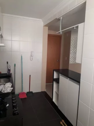 Imagem Apartamento com 2 dormitórios à venda, 50 m² por R$ 300.000,00 - Utinga - Santo André/SP