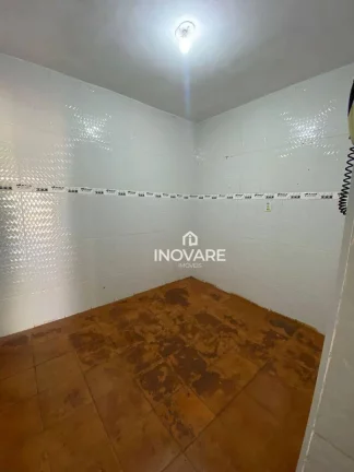 Imagem Casa com 3 dormitórios à venda, 270 m² por R$ 400.000,00 - Alvorada - Araporã/MG
