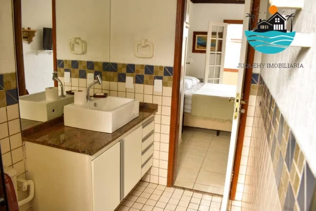Imagem Casa em condomínio para venda em Juquehy com 3 dormitórios, 1 suíte, 50 metros da praia e 160m² de área construída | Juquehy Imobiliária