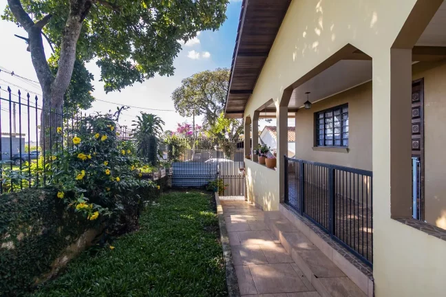 Imagem Casa de 4 quartos no Campo Comprido