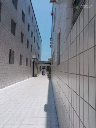 Imagem Oportunidade Única: Apartamento Compacto Pé na Areia no Jardim Guilhermina, Praia Grande!