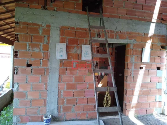 Imagem Casa com 2 dormitórios à venda, 100 m² por R$ 285.000,00 - Guriri - Cabo Frio/RJ