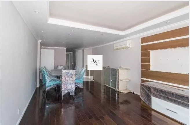 Imagem Apartamento à venda no bairro Moinhos de Vento - Porto Alegre/RS