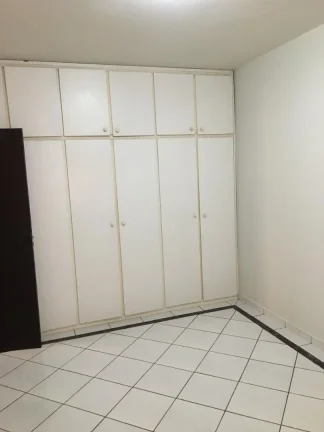 Imagem Excelente apartamento para locação com ótima localização, 2 dormitórios sendo 1 com armário e...