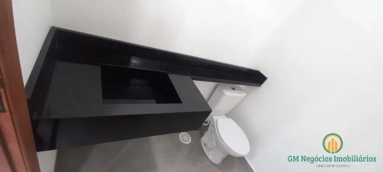 Imagem Casa nova, térrea com 3 suítes, estilo moderno com piscina em condomínio