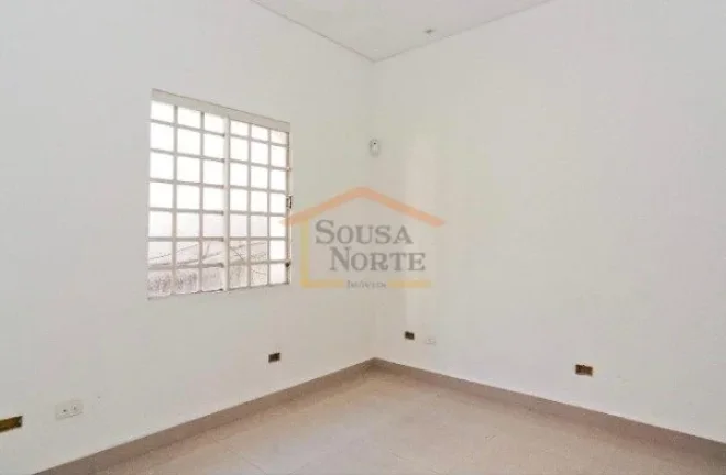 Imagem Casa Comercial, Imóvel com aproximadamente 500 m², ideal para uso comercial ou residencial, com 5 ...