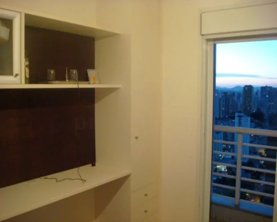Imagem Belíssimo apartamento de frente com excelente vista em Perdizes.