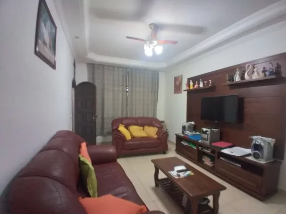Imagem Sobrado com 2 dormitórios à venda, 191 m² por R$ 650.000,00 - Ocian - Praia Grande/SP