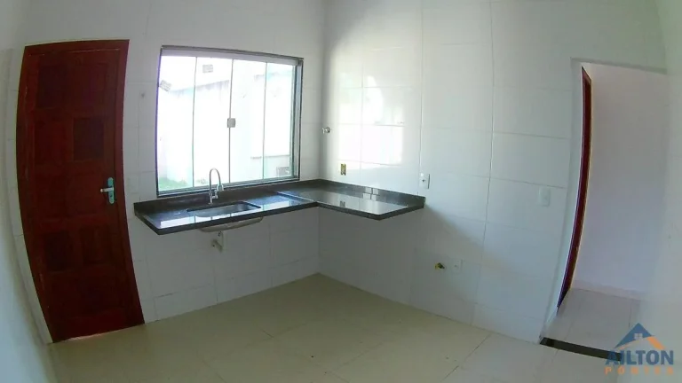 Imagem Casa Duplex com 2 Suítes à Venda em Praia de Santa Mônica - Guarapari/ES