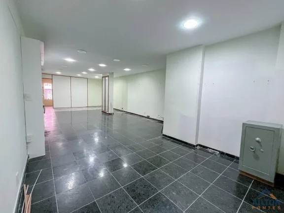 Imagem Loja Comercial à Venda no Centro de Guarapari/ES