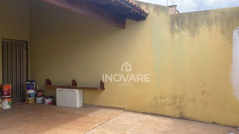 Imagem Casa com 2 dormitórios à venda, 80 m² por R$ 320.000,00 - Jardim América - Itumbiara/GO