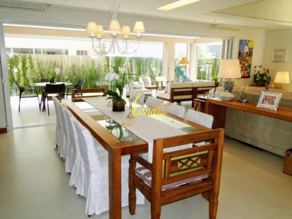 Imagem Casa condomínio Beira mar de alto padrão 04 amplas suítes