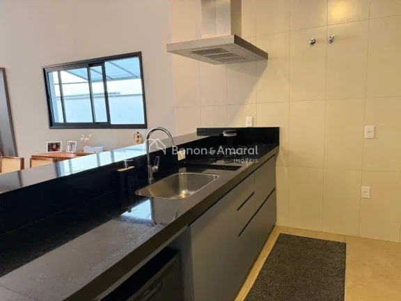 Imagem Casa térrea recém-construída, moderna e totalmente mobiliada, com 170 m² de área construída em...
