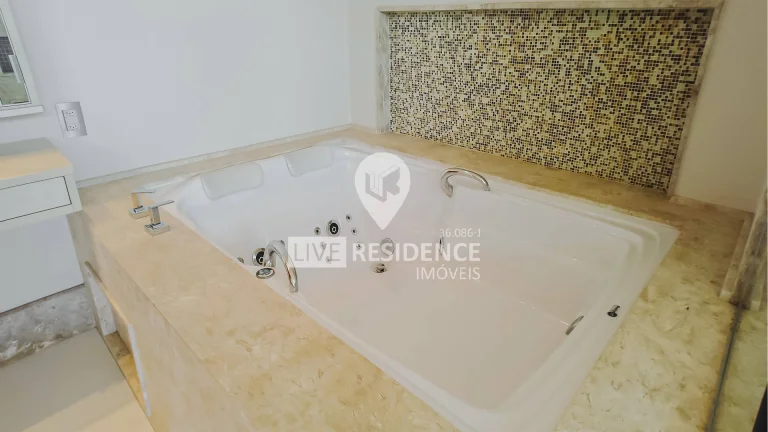 Imagem Mansão de luxo no Condomínio Terras de Santa cruz!