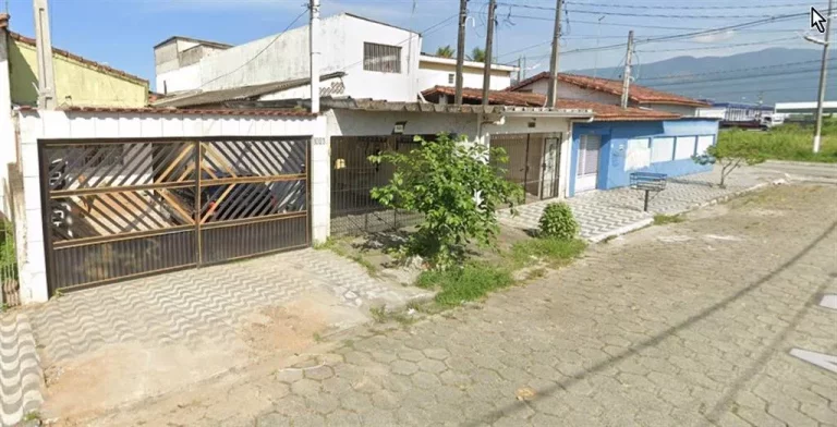 Imagem CASA COM 10 m² - MARACANÃ - PRAIA GRANDE SP