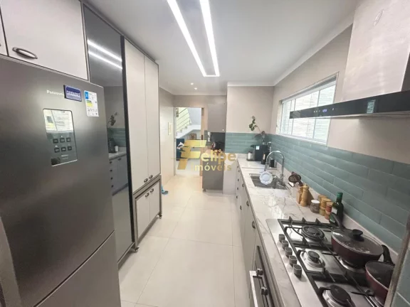 Imagem EXCELENTE CASA DUPLEX COM 04 SUÍTES EM JARDIM CAMBURI, VITÓRIA/ES!