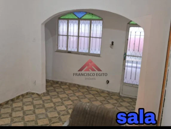 Imagem Casa com 2 dormitórios para alugar por R$ 955,00/mês - Trindade - São Gonçalo/RJ