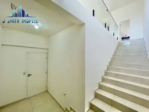 Imagem CASA NOVA, COM TODOS ACABAMENTOS, 3 SUÍTES, 5 VAGAS, PISCINA. Show!!