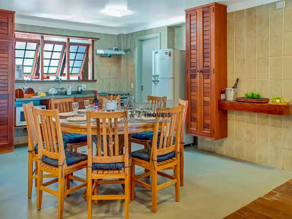 Imagem Cobertura Duplex 3 Suítes à Venda em Capivari – Campos do Jordão