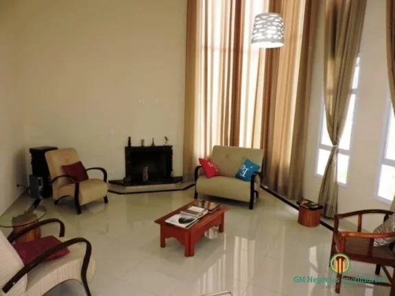 Imagem Nova, moderna, 4 suítes e 7 vagas cobertas - Jd Colonial