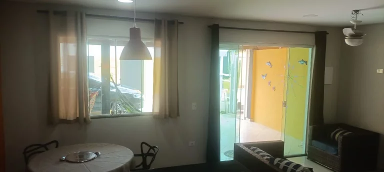 Imagem Sobrado com 4 dormitórios à venda, 220 m² por R$ 600.000,00 - Praia do Sapê - Ubatuba/SP