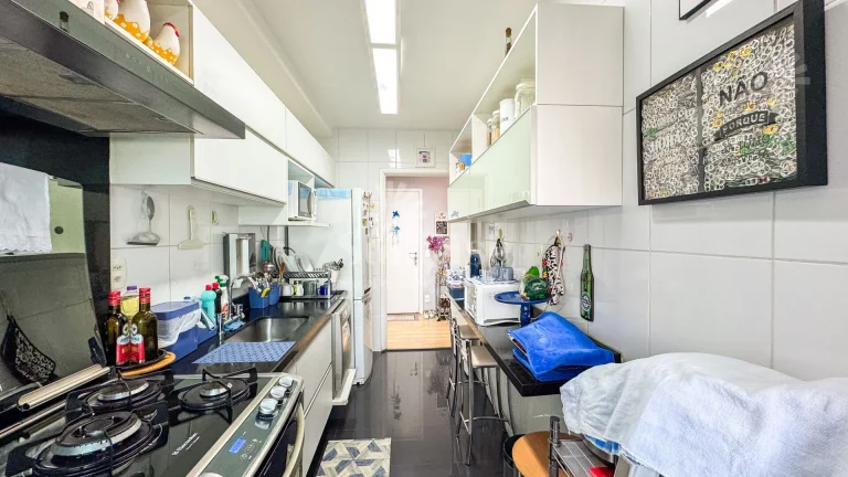 Imagem Apartamento à venda em Alphaville com 3 quartos e 2 vagas 94m² - Alpha Vita - Santana de Parnaíba/SP