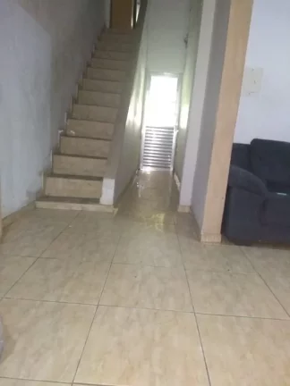 Imagem Sobrado com 3 dormitórios à venda, 200 m² por R$ 265.000,00 - Jardim Nova Poá - Poá/SP